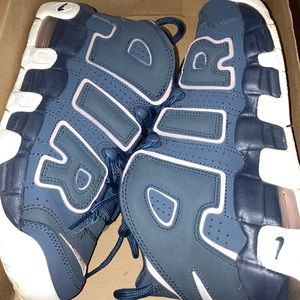 Nike air uptempo